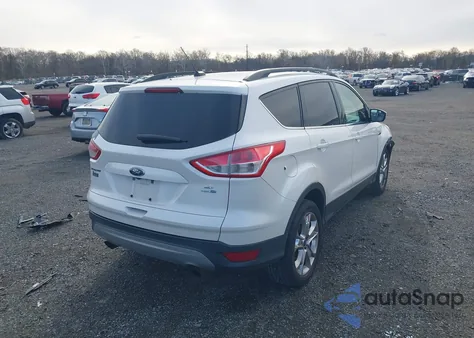 2016 Ford Escape Se z USA, uszkodzony, nr VIN 1FMCU9G99GUB28293